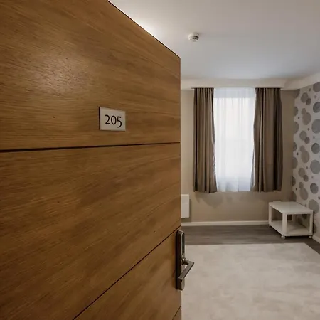Beli Dvor Hotel 4*