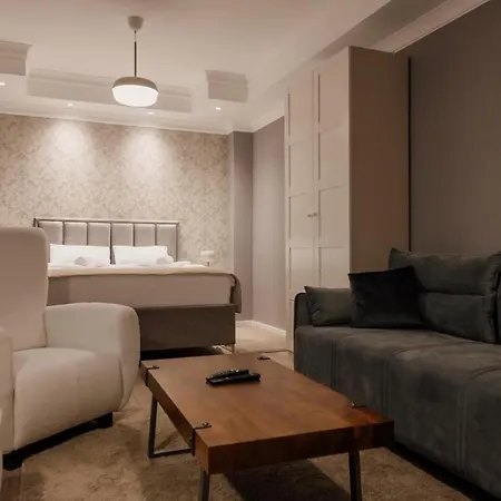 & Beli Dvor Szálloda Čačak