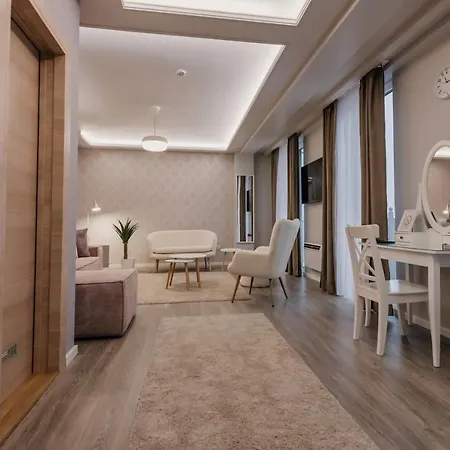 Beli Dvor Hotel 4*