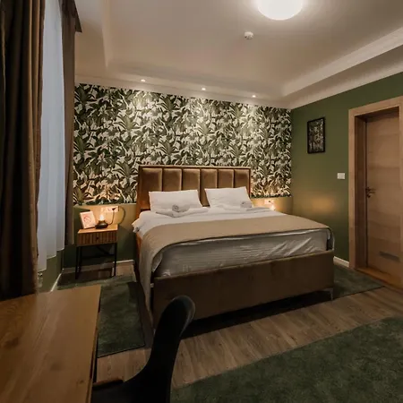 & Beli Dvor 4* Čačak