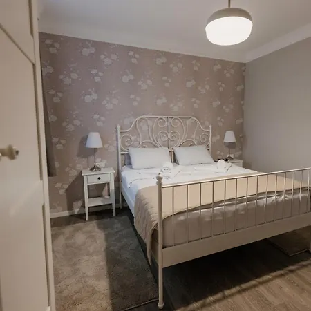 Beli Dvor Hotel