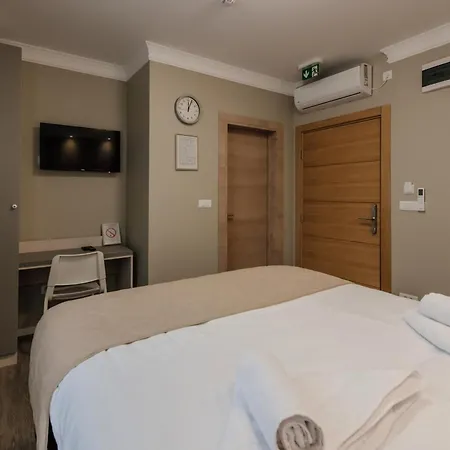 Hotel Beli Dvor 4*