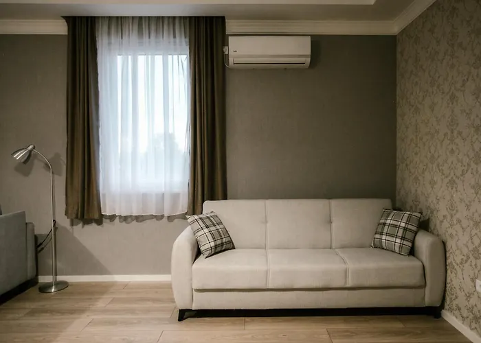 & Beli Dvor Hotel 4*